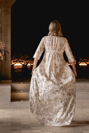 bata-noha-2-1025x1536